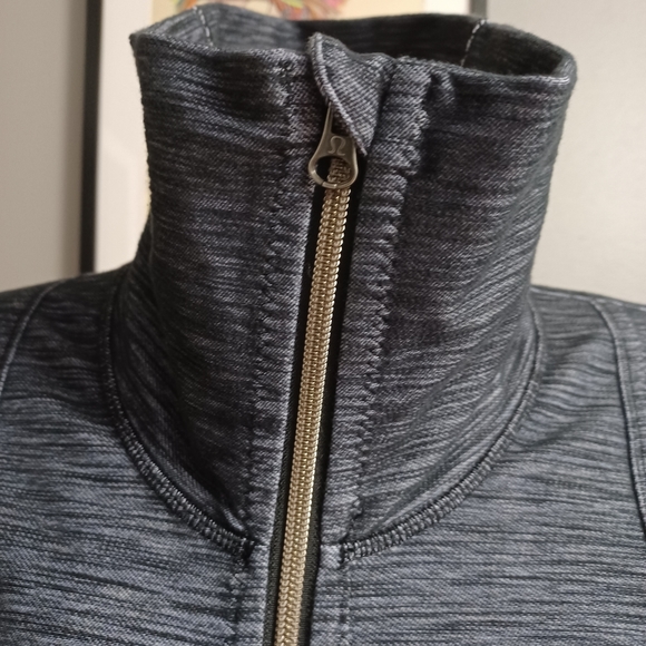 Lululemon Women's Daily Yoga Jacket Long Sleeve - Picture 8 of 9